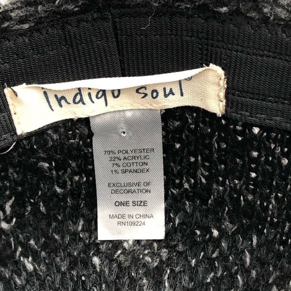 Black gray and white hat - Picture 4 of 4